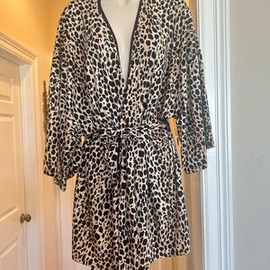 Lilac +London Animal Print Robe XXL Incredibly Soft New Condition